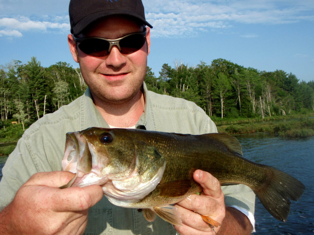 Fly Fishing Afoot for Western Bass: Exploring the West's Lakes