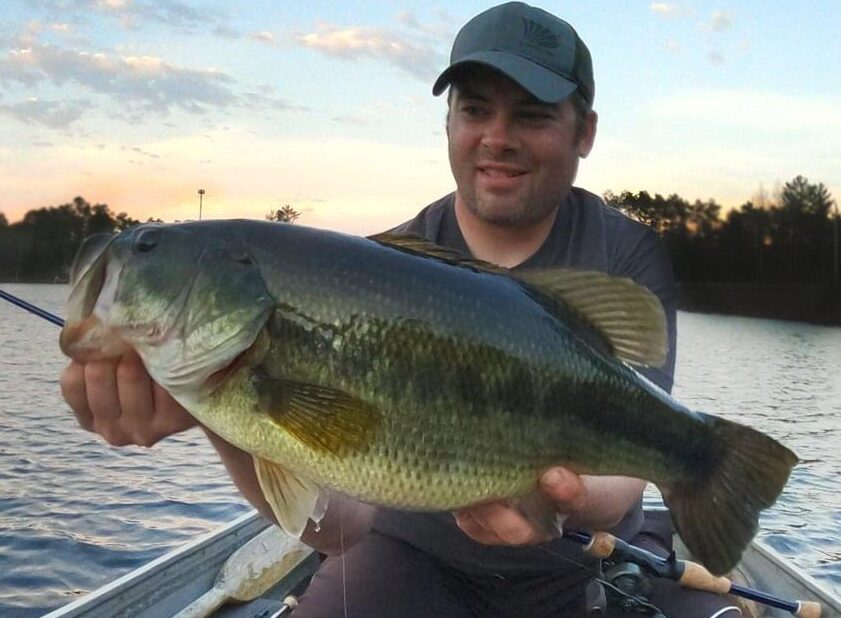 Wisconsin Bass Fishing Guide  Lures for Shallow Water Largemouths